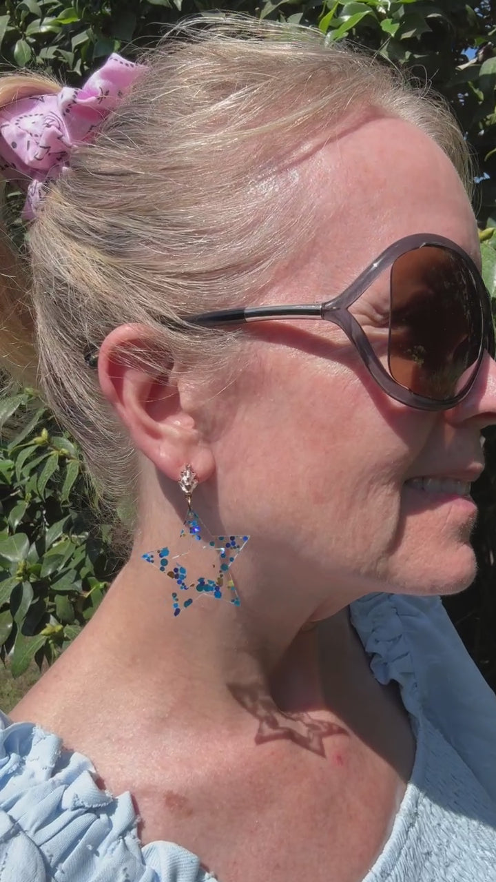 I Heart Dolly Blue Star Earrings